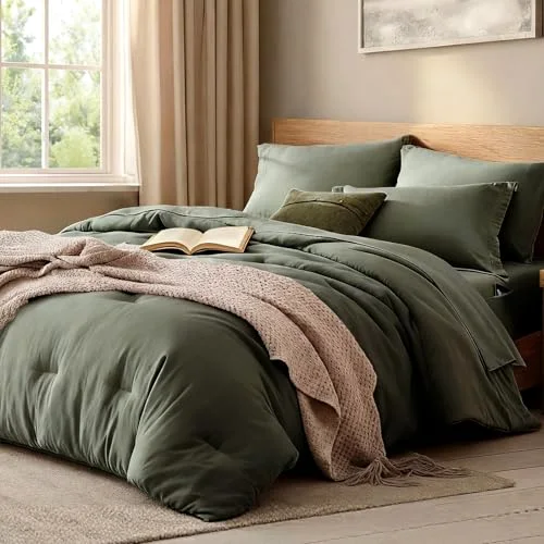 7-Piece Bed in a Bag in Alpine Olive