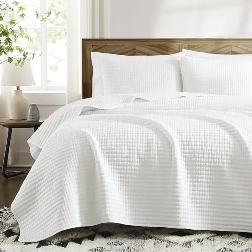 Lightweight Quilt Set in Arctic White