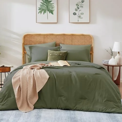 Comforter + Throw Bundles, King, detail view