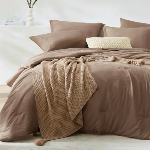 3-Piece Comforter Set in Brown
