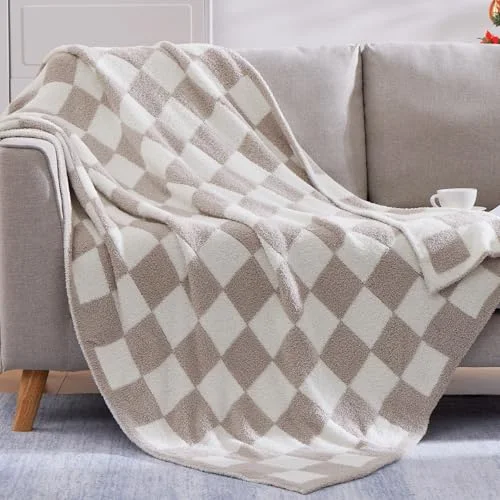 Comforter + Throw Bundles, detail view