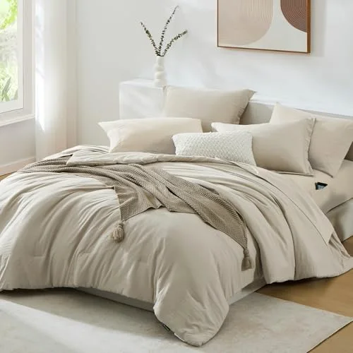 7-Piece Bed in a Bag in Light Oatmeal, Queen, detail view