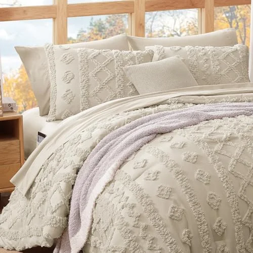 Tufted 7-Piece Set, detail view