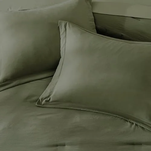 7-Piece Bed in a Bag in Alpine Olive, Queen, detail view