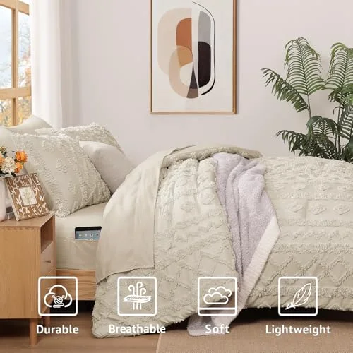 Tufted 7-Piece Set in Beige, Queen, detail view