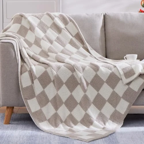 Comforter + Throw Bundles, detail view