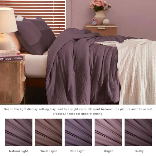 3-Piece Comforter Set in Italian Plum, Queen, detail view