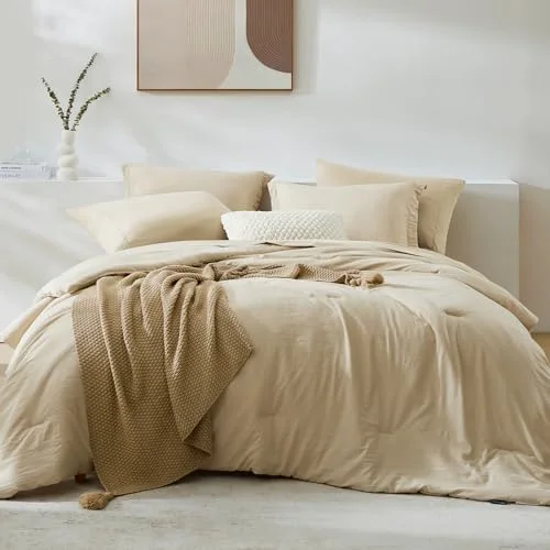 The Bedding Size Guide: How to Buy a Comforter That Actually Fits
