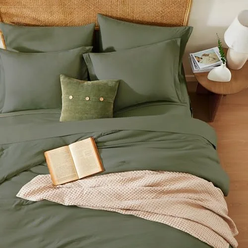 7-Piece Bed in a Bag in Alpine Olive, Queen, detail view